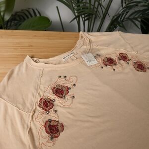 NWT WE THE FREE HARPER TEE with FLORAL STUDDED EMBROIDERY
